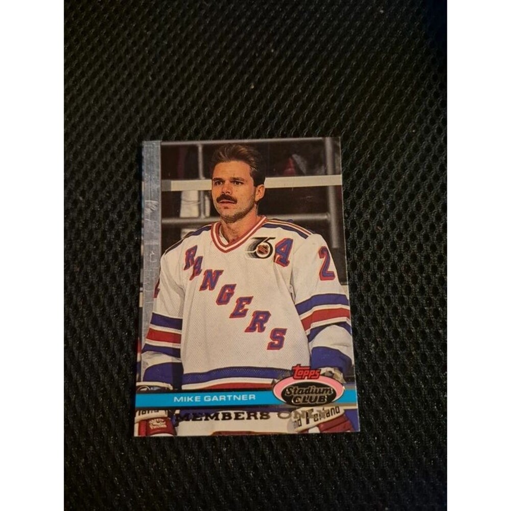 Mike Gartner Members Only Hockey Card